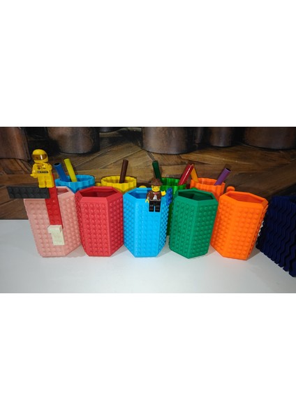 Blok Uyumlu Kalemlik | Modüler Yapı Taşlarıyla Tasarlanmış Eğlenceli Masa Üstü Organizer fırsatları