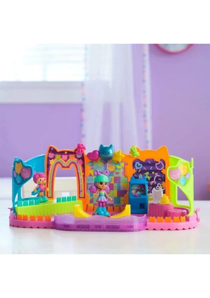 Gabby Dollhouse Parti Salonu Oyun Seti 6069755 fiyatları