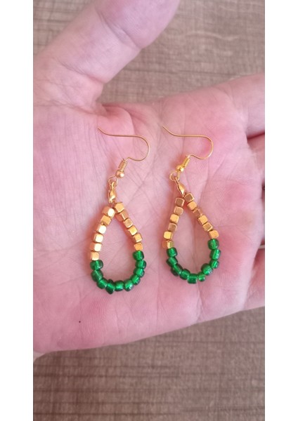 Boncuk Dizgi Sallantılı Küpe fiyatları