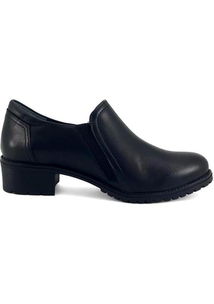 775 Hakiki Deri Günlük Kadın Ayakkabı-Siyah modelleri