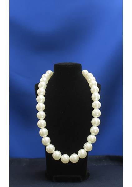 Klasik Beyaz Büyük Boy Inci Kolye