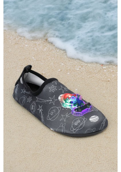 Işıklı Alien Detaylı Kaymaz Tabanlı Esnek Hafif Dayanıklı Çocuk Havuz Plaj Deniz Ayakkabısı