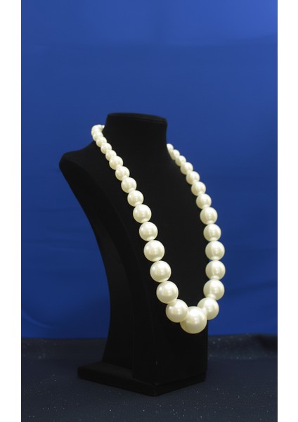 Klasik Beyaz Büyük ve Küçük Boy Inci Kombinli Kolye modelleri