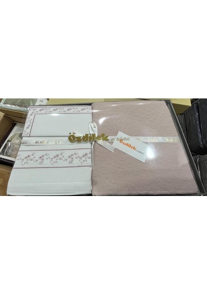 Camilia 7 Parça Yatak Örtülü Gelin Seti Pudra fiyatları