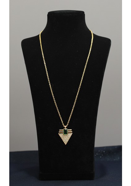 Altın Rengi Zirkon Taşlı ve Yeşil Kare Taş Detaylı Geometrik Üçgen Kolye modelleri