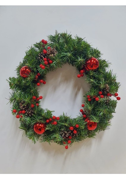 Yılbaşı Kapı Süsü Kapı Çelengi 30 x 30 cm Yılbaşı Kozalaklı Lüks Çelenk modelleri