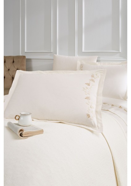 Amanda Çift Kişilik Yatak Örtülü Nevresim Takımı Krem fiyatları