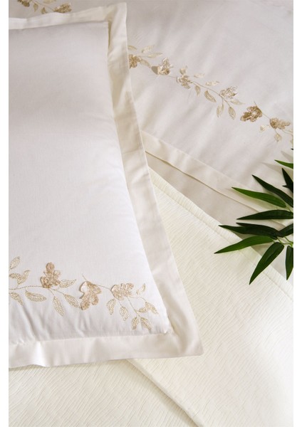 Amanda Çift Kişilik Yatak Örtülü Nevresim Takımı Krem modelleri