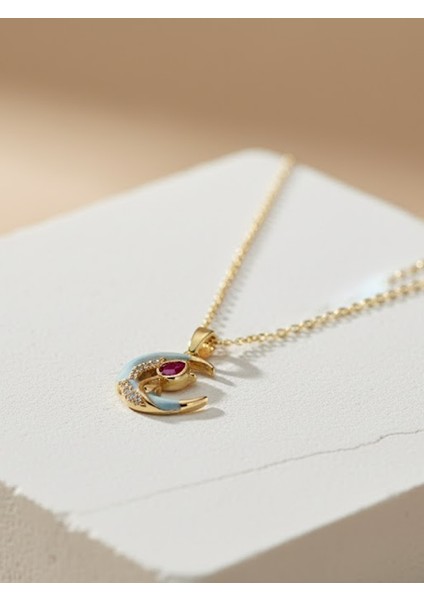 Altın Rengi Mineli Ay Figürlü, Kedi ve Yakut Rengi Taş Detaylı Kolye fiyatları