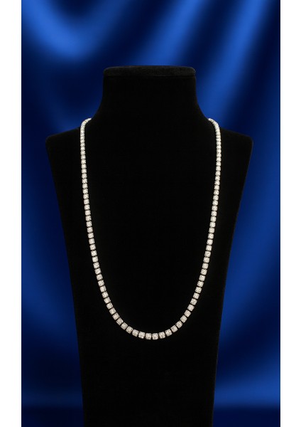 Gümüş Rengi Kare Zirkon Taşlı Klasik Suyolu Kadın Kolye