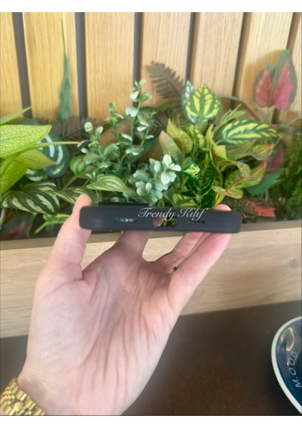 iPhone (16 Pro) Uyumlu Magguard Magsafe Destekli Silikon Kılıf modelleri