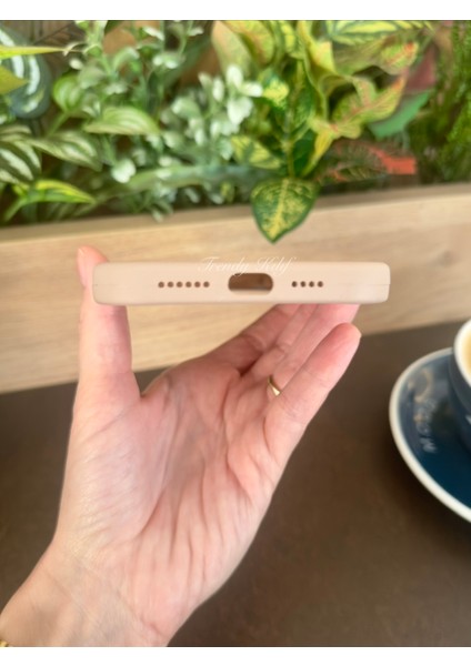 iPhone (16 Plus) Uyumlu Magguard Magsafe Destekli Silikon Kılıf modelleri