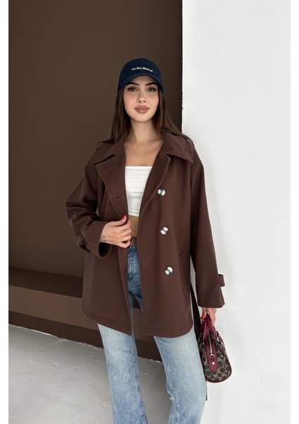 Belden Bağlamalı Düğmeli Kısa Kaşe Kaban modelleri