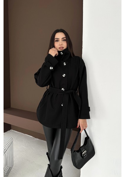 Belden Bağlamalı Düğmeli Kısa Kaşe Kaban modelleri