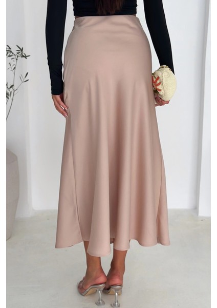 Bej Yanı Fermuarlı Çan Dökümlü Saten Etek fırsatları