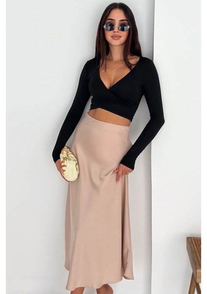 Bej Yanı Fermuarlı Çan Dökümlü Saten Etek indirimleri