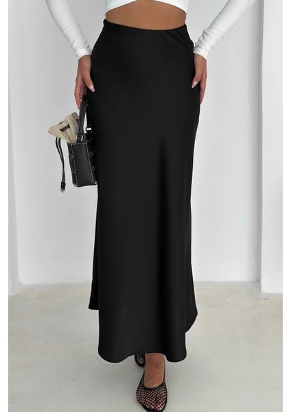 Siyah Yanı Fermuarlı Çan Dökümlü Saten Etek fiyatları