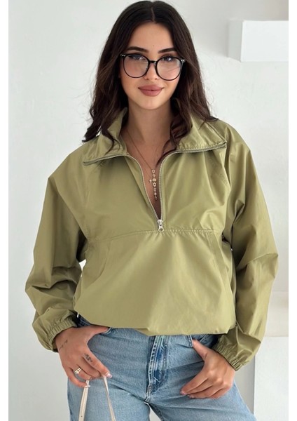 Yarım Fermuarlı Stoperli Fıstık Yeşili Yağmurluk modelleri