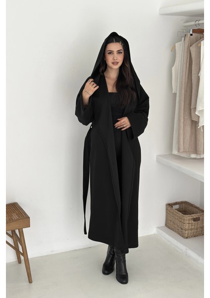 Belden Bağlamalı Uzun Kapşonlu Kaşe Kaban modelleri