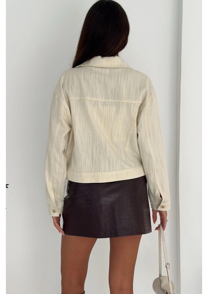 Gabardin Kısa Düğmeli Parlak Ceket fiyatları