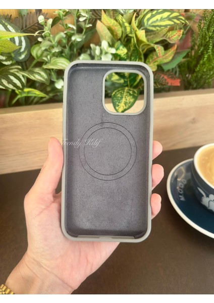 iPhone (16 Pro Max) Uyumlu Magguard Magsafe Destekli Silikon Kılıf fırsatları