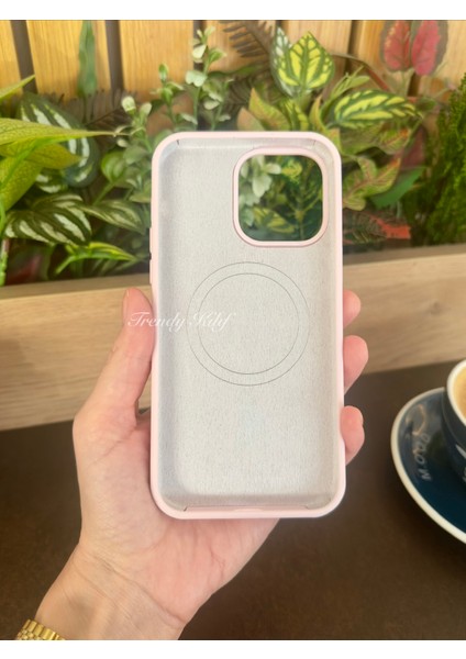 iPhone (14) Uyumlu Magguard Magsafe Destekli Silikon Kılıf modelleri