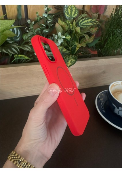 iPhone (13) Uyumlu Magguard Magsafe Destekli Silikon Kılıf fiyatları