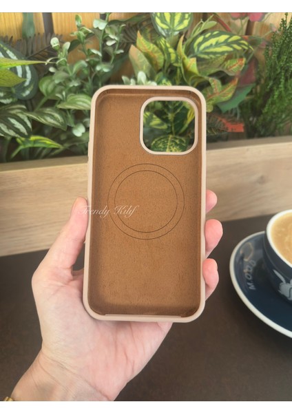 iPhone (15 Plus) Uyumlu Magguard Magsafe Destekli Silikon Kılıf fırsatları