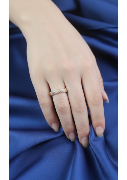 Dalgalı Mikro Zirkon Taşlı Ayarlanabilir Altın Tonu Yüzük modelleri