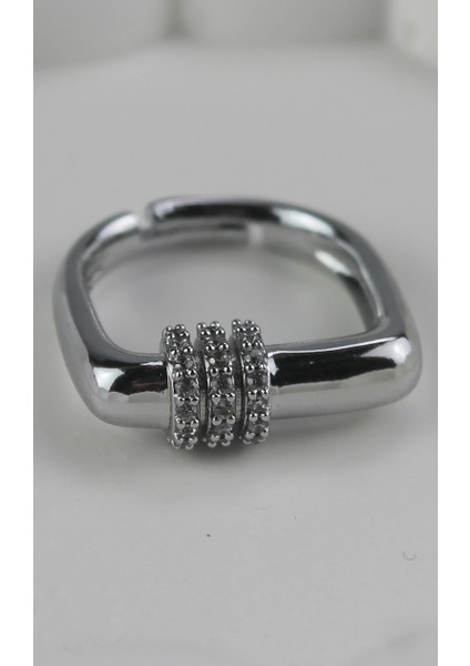 Geometrik Tasarım Üçlü Zirkon Taşlı Gümüş Tonu Ayarlanabilir Yüzük