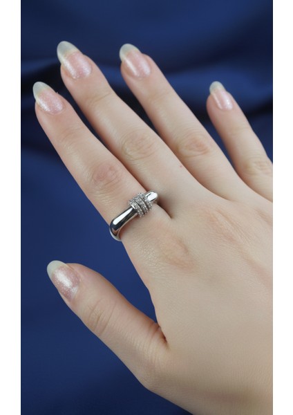 Geometrik Tasarım Üçlü Zirkon Taşlı Gümüş Tonu Ayarlanabilir Yüzük