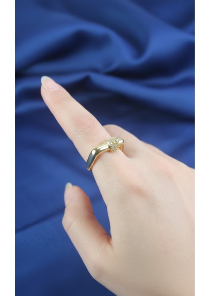 Geometrik Tasarım Üçlü Zirkon Taşlı Altın Tonu Ayarlanabilir Yüzük