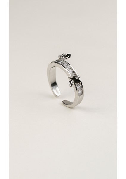 Kelebek Detaylı Baget Taşlı Ayarlanabilir Yüzük