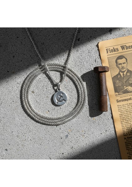 Minimal Orak Çekiç Gümüş Kaplama Kolye Ucu