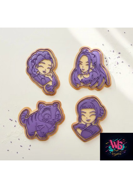 4'lü Huntrix K-Pop Kurabiye Kalıbı ve Şeker Hamuru Şekillendirici Set