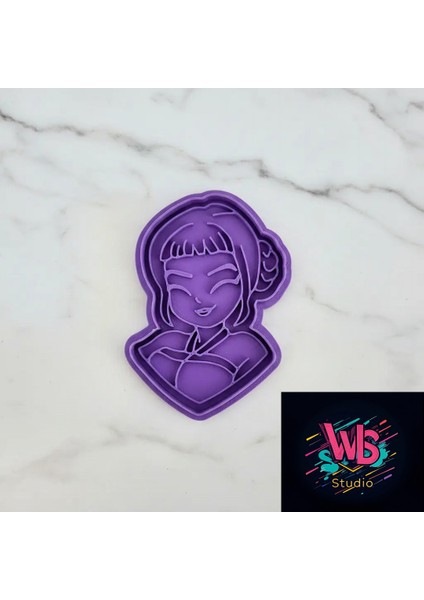 4'lü Huntrix K-Pop Kurabiye Kalıbı ve Şeker Hamuru Şekillendirici Set indirimleri