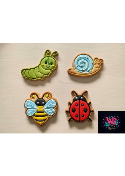 4'lü Sevimli Böcekler Kurabiye Kalıbı ve Şeker Hamuru Şekillendirici Set