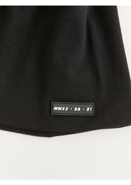 Yeni Sezon Etiket Baskılı Erkek Triko Bere modelleri