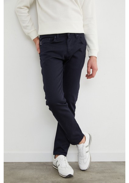 Fermuarlı Slim Fit Jean