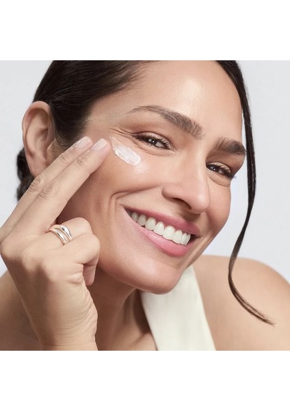 Hyaluron-Filler Ultra Light Tüm Cilt Tipleri Için Ultra Hafif Nemlendirici Gece Kremi 50 ml fırsatları