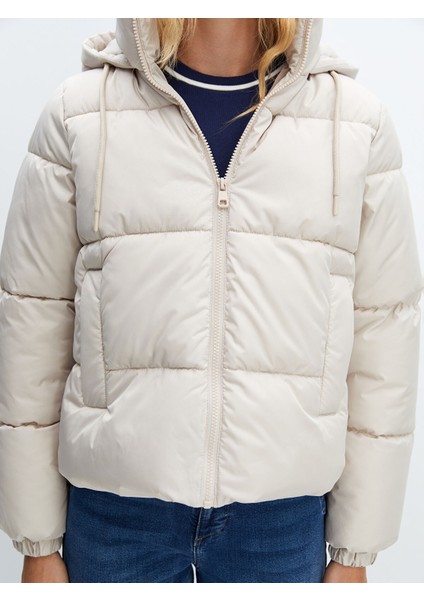 Yeni Sezon Kapüşonlu Kadın Şişme Mont modelleri