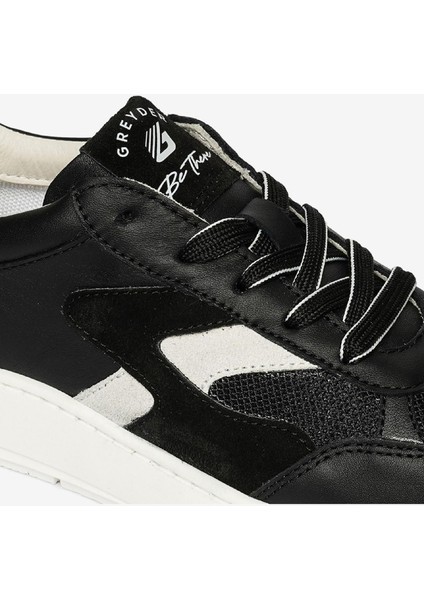 Kadın Siyah Beyaz Hakiki Deri Sneaker Ayakkabı 4Y2SA33601