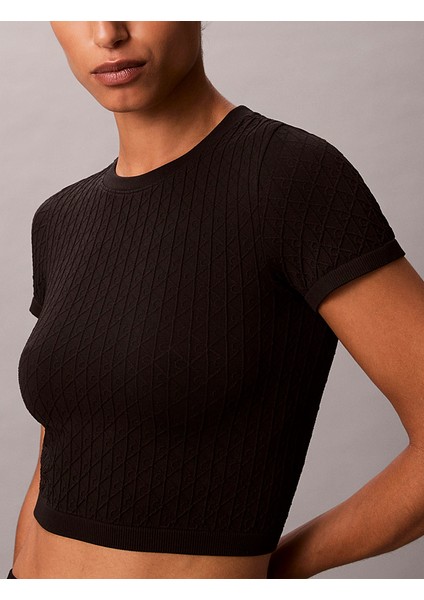 Calvın Kleın Kadın Marka Logolu Pamuklu Bisiklet Yakalı Dar Kesimli Crop Günlük Kullanıma Uygun Siyah T-Shirt LV00QS7546 Ub1 fiyatları