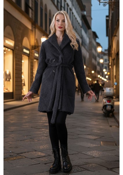 Gri Şal Yaka Çift Cepli Düğme Kapamalı Kemerli Peluş Kaban 0108088.06