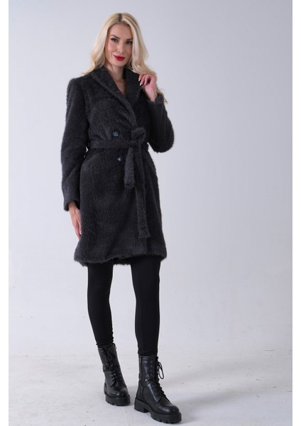 Gri Şal Yaka Çift Cepli Düğme Kapamalı Kemerli Peluş Kaban 0108088.06 modelleri