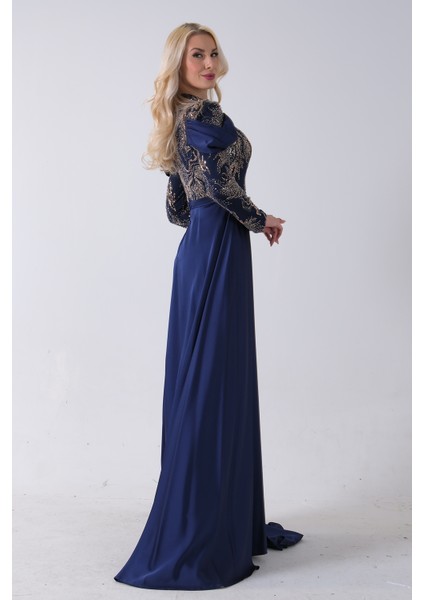 Lacivert Üzeri Taş Işlemeli Bisiklet Yaka Tesettür Elbise 6502502.02 fırsatları