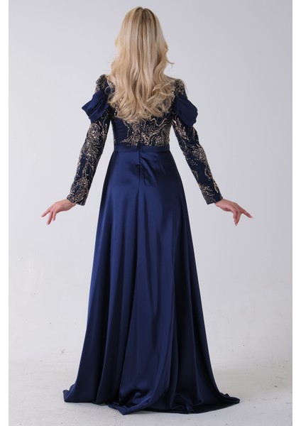 Lacivert Üzeri Taş Işlemeli Bisiklet Yaka Tesettür Elbise 6502502.02 indirimleri