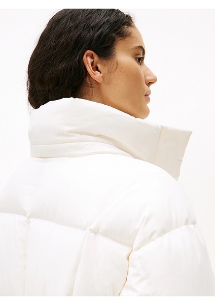 Tommy Hılfıger Kadın Marka Logolu Kapitone Dikişli Kapüşonlu Günlük Kullanıma Uygun Bbeyazz Mont DW0DW21977 Ybh modelleri