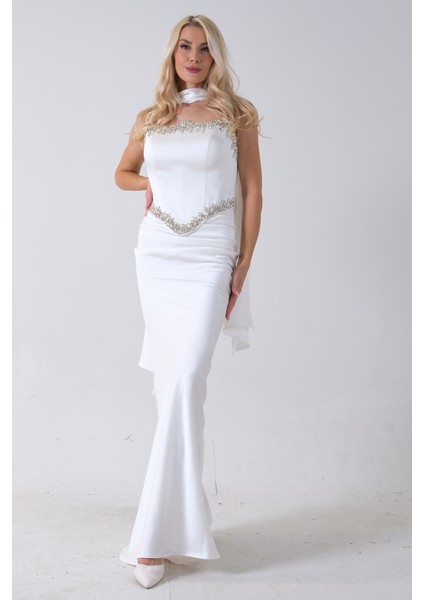 Beyaz Üzeri Taş Işleme Detaylı Kuşak Bağlama Detaylı Straplez Abiye 08011801.15 fiyatları