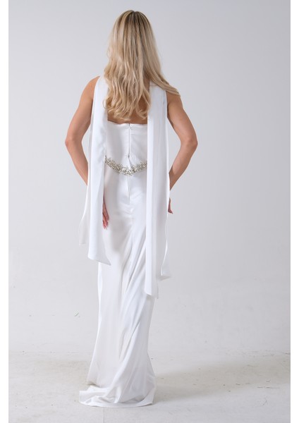 Beyaz Üzeri Taş Işleme Detaylı Kuşak Bağlama Detaylı Straplez Abiye 08011801.15